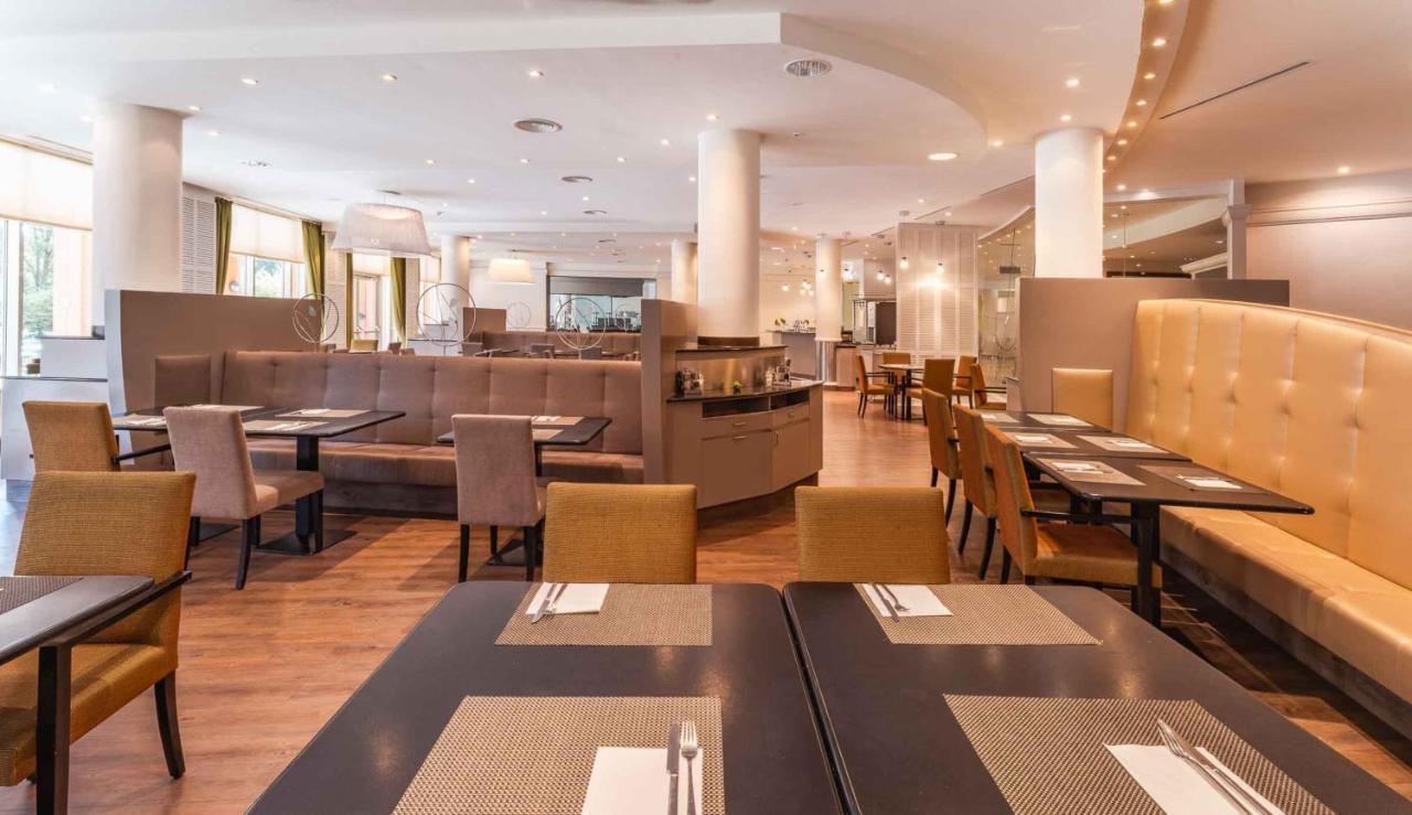 Plaza Premium Wien Экстерьер фото