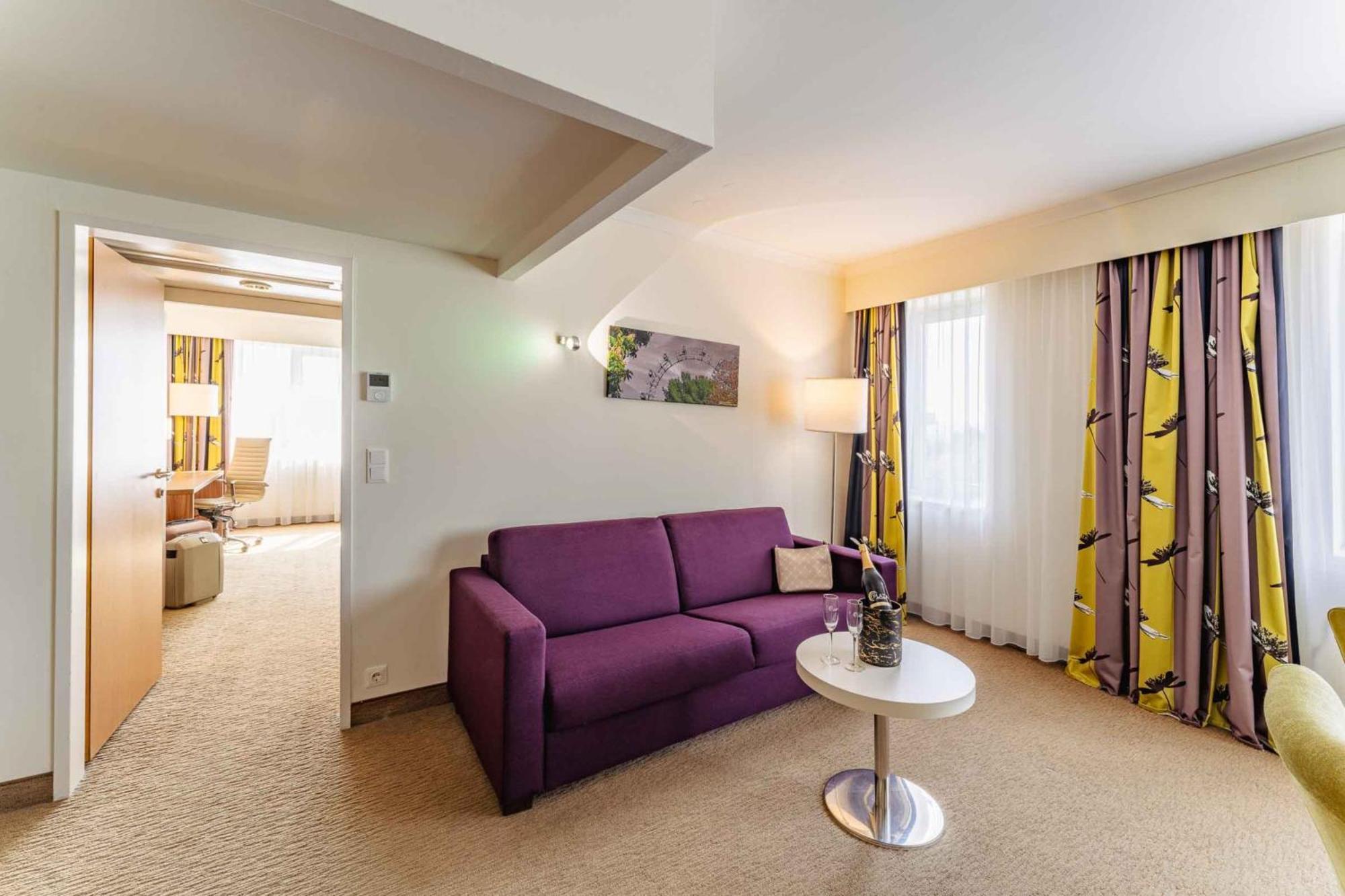 Plaza Premium Wien Экстерьер фото