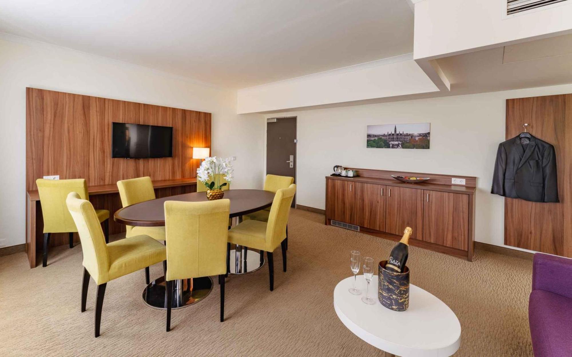 Plaza Premium Wien Экстерьер фото